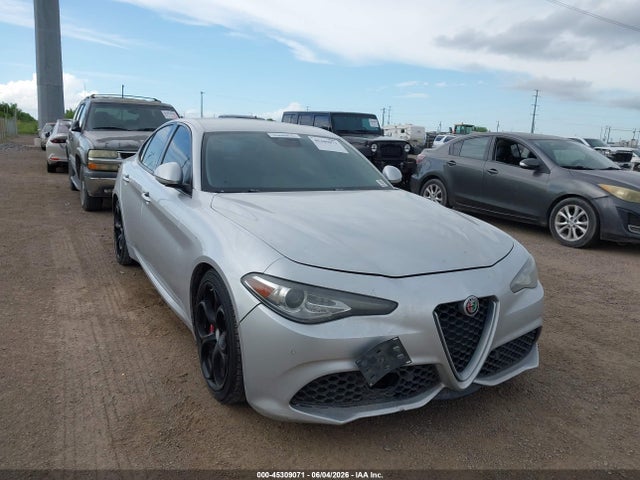 Alfa Romeo Giulia Ti Rwd