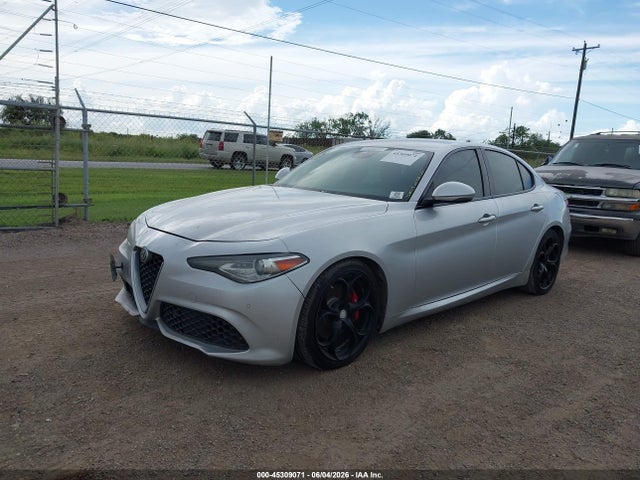 Alfa Romeo Giulia Ti Rwd