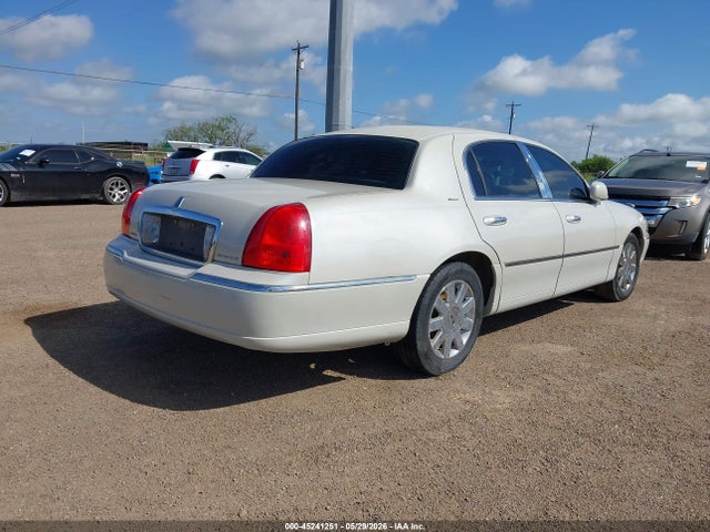 Lincoln Towncar Designer Series