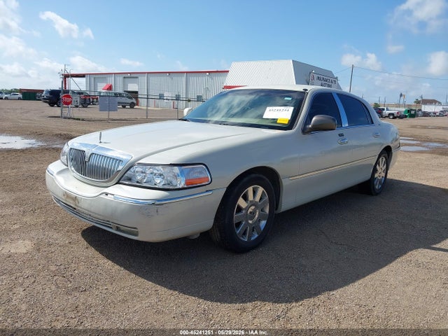 Lincoln Towncar Designer Series