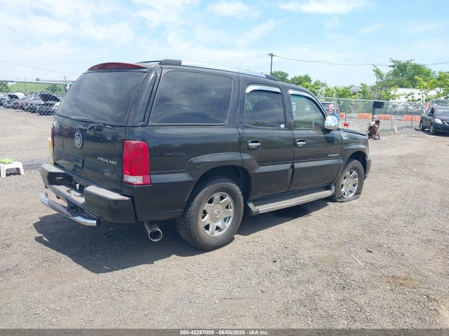 Cadillac Escalade Standard