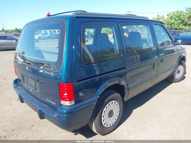 Plymouth Voyager