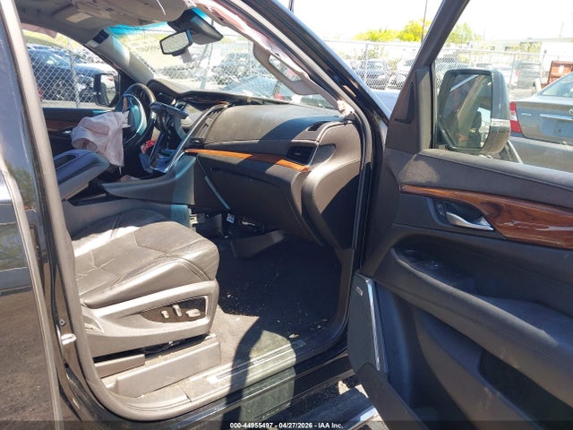 Cadillac Escalade Premium
