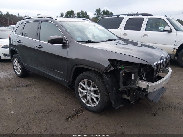 Salvage Jeep Cherokee Image