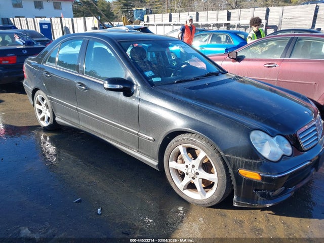 Salvage Mercedes-Benz C-Class Image