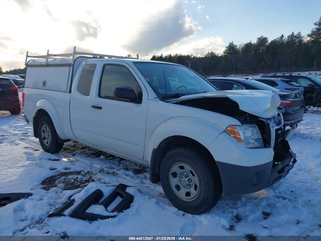 Salvage Nissan Frontier Image