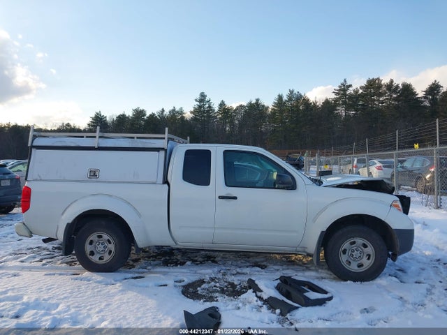 Nissan Frontier S
