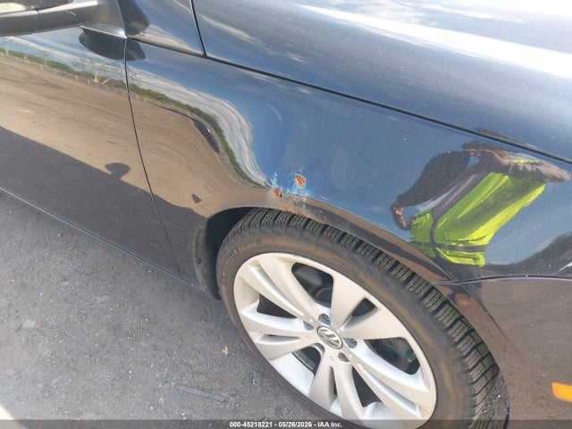 Volkswagen Eos Lux