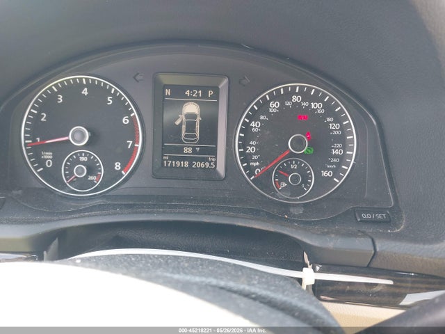 Volkswagen Eos Lux