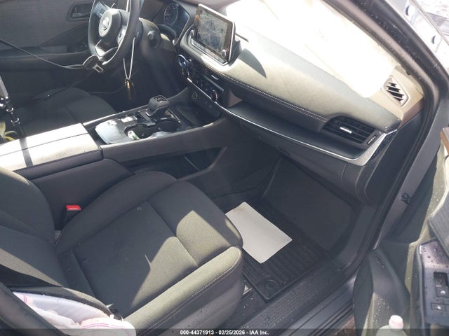 Nissan Rogue S Fwd