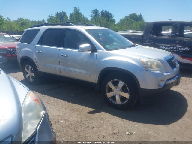 Salvage GMC Acadia Image