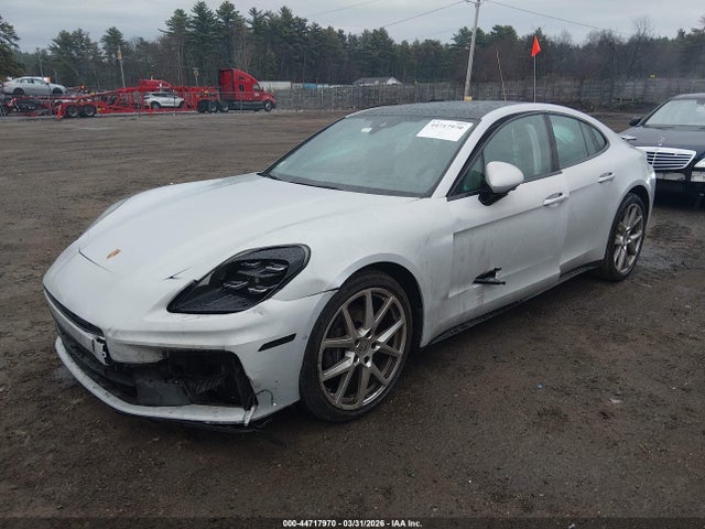 Porsche Panamera 4