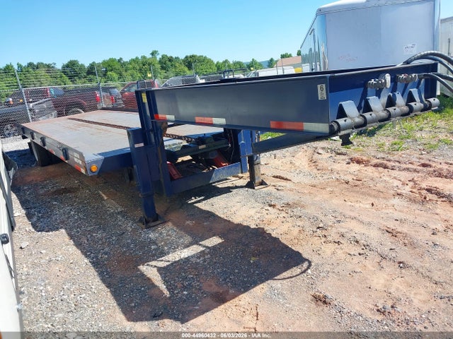 Salvage Trailer Cent Image