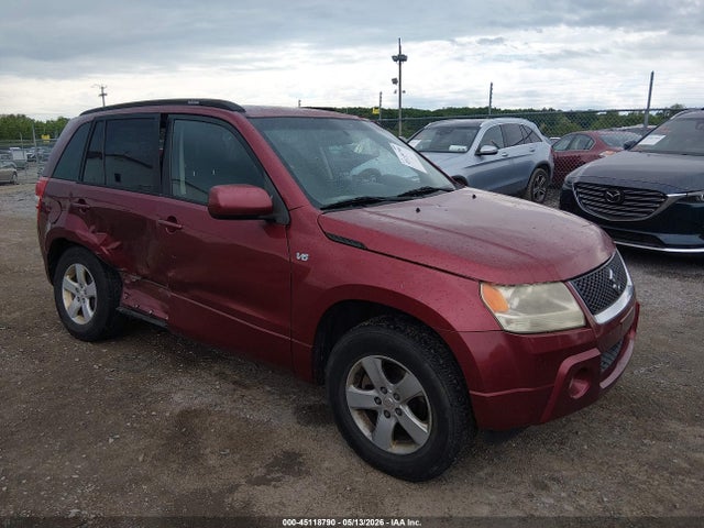 Salvage Suzuki Grand Vitara Image