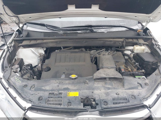 Toyota Highlander Limited V6