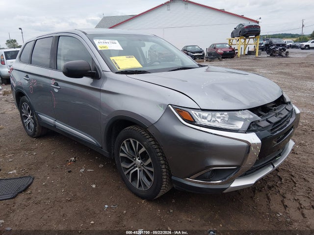 Salvage Mitsubishi Outlander Image