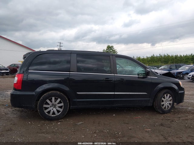 Chrysler Town & Country Touring