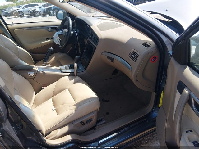 Volvo S60 T5