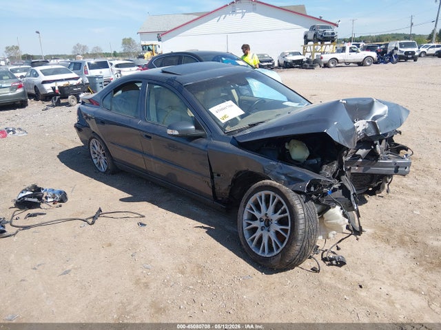 Salvage Volvo S60 Image