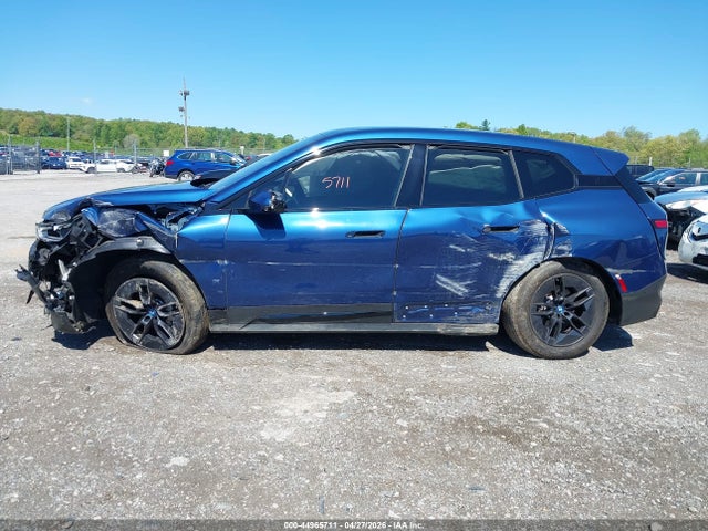 BMW iX Xdrive50