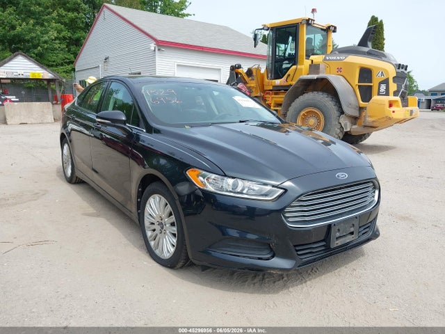 Salvage Ford Fusion Image