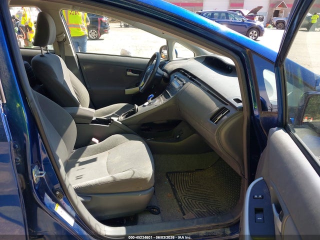 Toyota Prius Three