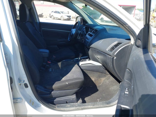 Mitsubishi Outlander Es