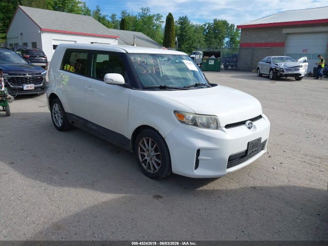 Salvage Scion xB Image