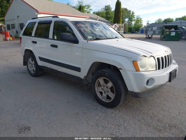 Salvage Jeep Grand Cherokee Image
