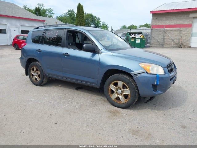 Salvage Toyota RAV4 Image