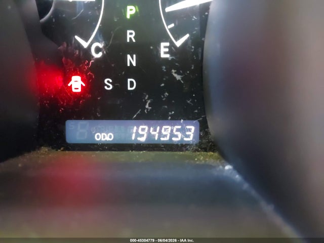 Toyota Highlander Base V6