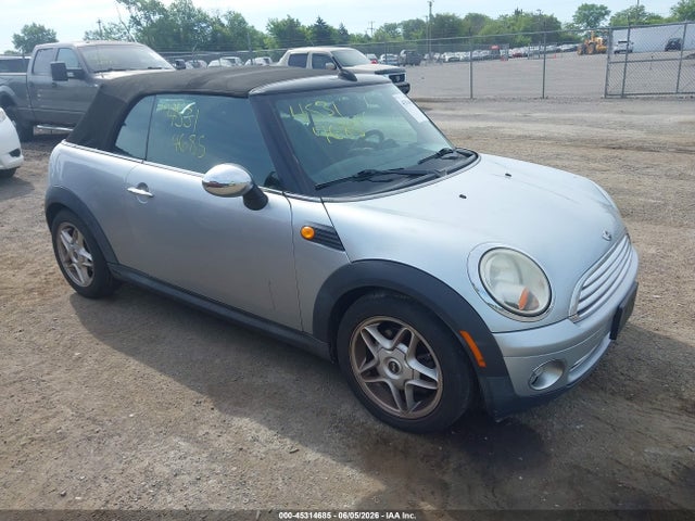 Salvage MINI Cooper Image