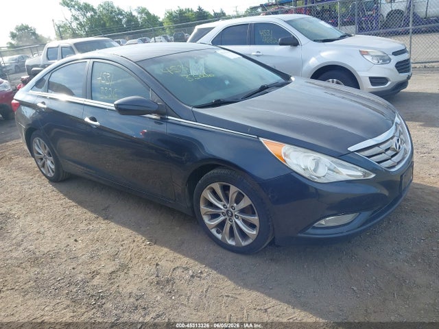 Salvage Hyundai SONATA Image