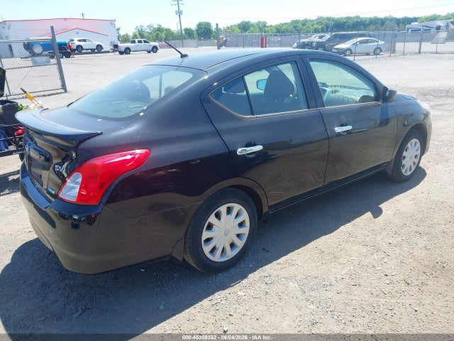 Nissan Versa 1.6 Sv