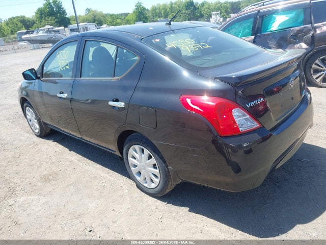 Nissan Versa 1.6 Sv