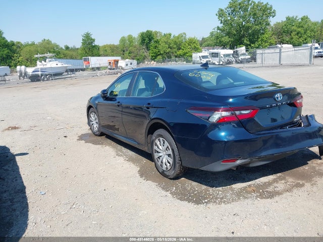 Toyota Camry Le Hybrid