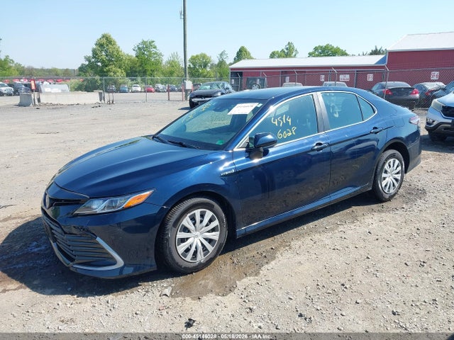 Toyota Camry Le Hybrid