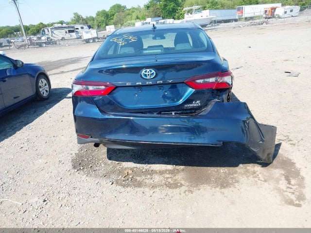 Toyota Camry Le Hybrid