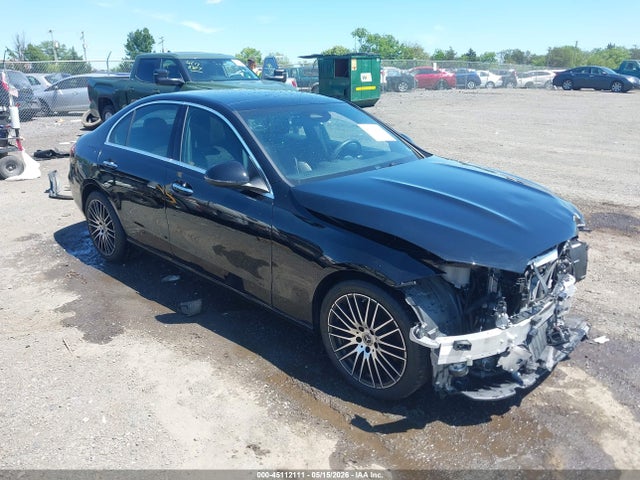 Salvage Mercedes-Benz C-Class Image