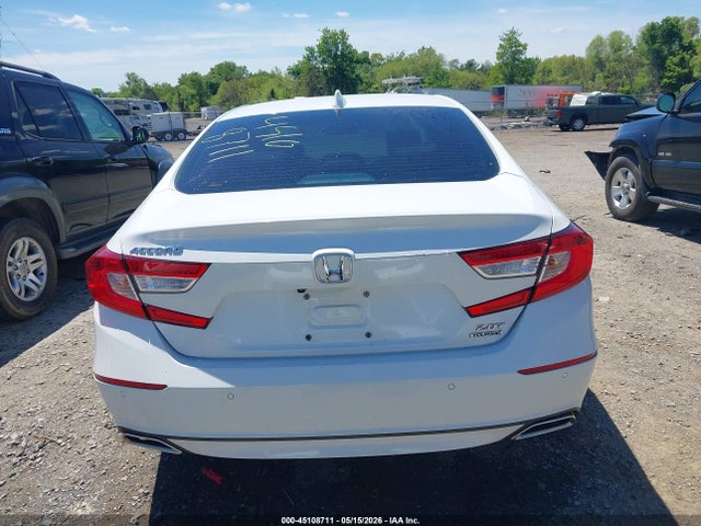 Honda Accord Touring 2.0t