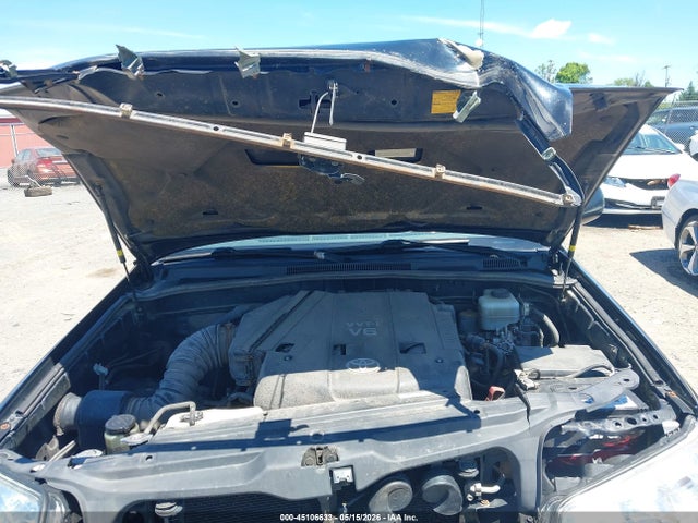Toyota 4Runner Sr5 V6