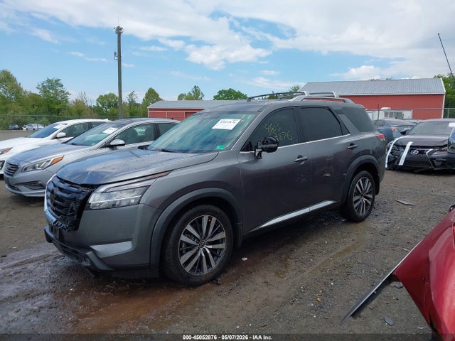 Nissan Pathfinder Platinum 4wd