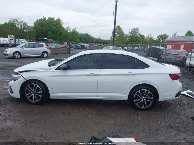 Volkswagen Jetta 1.5t Sport