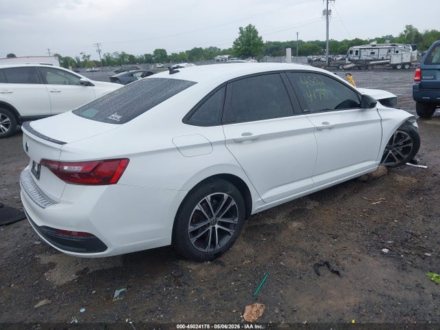Volkswagen Jetta 1.5t Sport