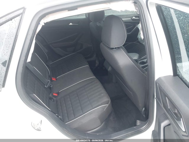 Volkswagen Jetta 1.5t Sport