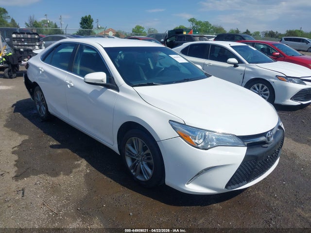 Salvage Toyota Camry Image