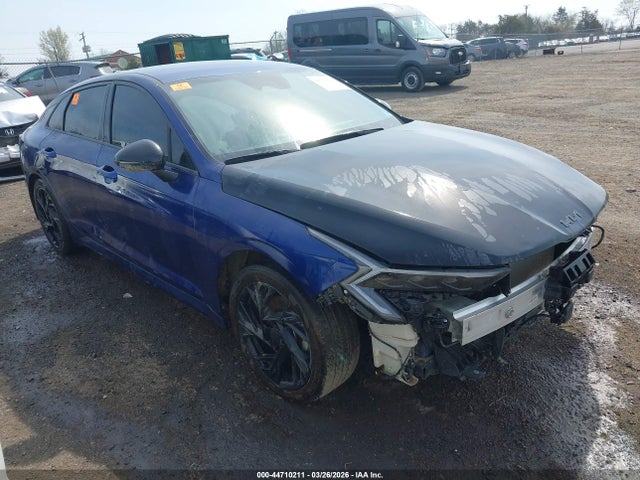 Salvage Kia K5 Image