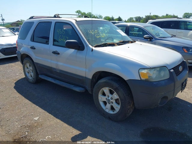 Salvage Ford Escape Image