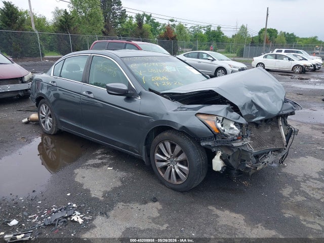 Salvage Honda Accord Image