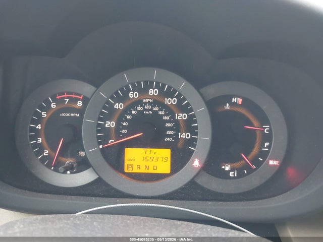 Toyota RAV4 Base V6